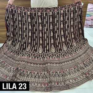 Lourd brodé Jarkan velours Lehenga 3M Flair Long Choli Butti travail Net Dupatta quatre côtés frontière Occasions de fête pour l'été - Product Image 3