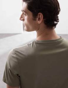 Camiseta de algodón suave para hombre, ropa informal, ropa personalizada para gimnasio diario, viaje, salón, traje de moda, proveedor al por mayor - Product Image 1