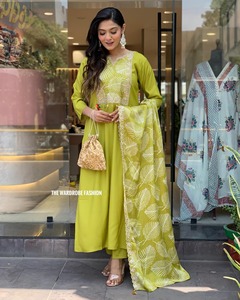 Style indien pakistanais Salwar Kameez ready-made dames robe de mariée cousue Salwar costume pour fête porter élégant - Product Image 6