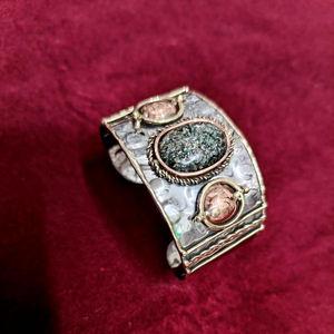 Diseñador de Damas Brazaletes de latón Traje de moda Fabricante de joyas artificiales en la India - Product Image 1