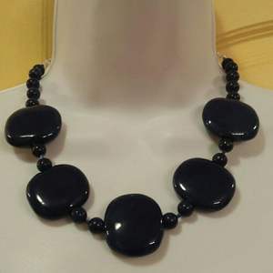 Collier en perles de résine faites à la main Craft Exim, bijoux de mode haut de gamme, élégant pour femmes, à porter en toutes saisons, idéal pour les fêtes, cadeau, exportation - Product Image 2