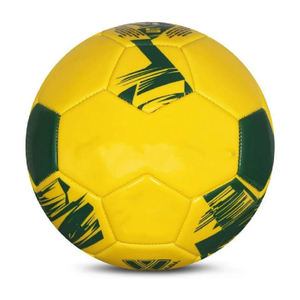 Ballon de football cousu à la machine en PVC de 2.7mm de qualité d'entraînement de taille 3 avec pompe de football pour l'entraînement et la promotion - Product Image 4