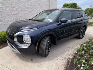 Mitsubishi Outlander SE 2023 a Precio Económico - Product Image 3