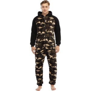 Vente en gros de vêtements de sport décontractés personnalisés pour hommes, tenue décontractée personnalisée de haute qualité avec col à capuche pour les TIV-WT-101 d'hiver - Product Image 1