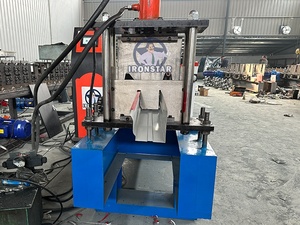 Machine populaire de fabrication de gouttières en acier sans soudure, équipement automatique de formage de gouttières par rouleaux pour la construction - Product Image 5