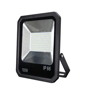 Vente en gros 50W 100W Projecteur LED moulé sous pression en aluminium Ip65 Projecteur extérieur étanche 3 ans de garantie Projecteur LED