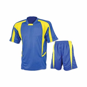Uniforme d'entraînement de football respirant à manches courtes de haute qualité avec design personnalisé, nom et logo d'équipe sur mesure - Product Image 5