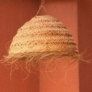 โคมไฟหวายสานสไตล์โบโฮหรูหราทันสมัยโคมไฟหญ้าทะเลทำด้วยมือสำหรับแสงไฟในร่ม - Product Image 2