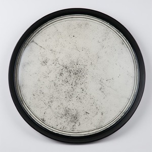 Plato de Presentación Blanco Niebla con Textura de Nube, Acabado Esmerilado, Diseño Art Deco para Bodas Elegantes y Mesas de Comedor Formales - Product Image 5