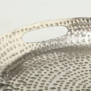 Bandeja de Metal elegante y redonda de diseñador, perfecta para fiestas, aperitivos, bebidas, centro de mesa y decoración contemporánea del hogar de la India - Product Image 6