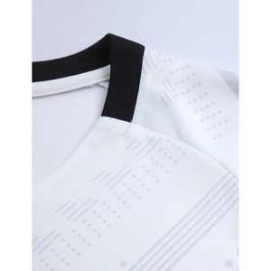 Ensemble de vêtements de sport de football pour hommes de haute qualité-Maillot et short à séchage rapide respirant évacuant l'humidité pour l'entraînement de football - Product Image 3