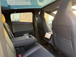 TESLA CYBERTRUCK 2024 USADO, Volante a la Izquierda/Derecha - Product Image 6
