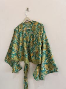 Nouveau haut court en soie style rétro pour femmes, manches cloche, style années 90 - Product Image 2