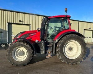 Acheter un tracteur agricole d'occasion Valtra T174EA - Product Image 2