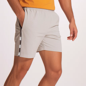 กางเกงขาสั้นออกกำลังกายสำหรับผู้ชายกางเกงขาสั้นระบายอากาศมีเชือกผูกสีทึบมีบริการ OEM ODM โลโก้ออกแบบได้ตามต้องการ - Product Image 6