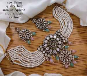 Ensemble de boucles d'oreilles avec collier ras du cou indien fait à la main avec zircon cubique pour femmes - Product Image 1