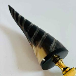 Loupe à poignée en corne de buffle, fabriquée à la main pour une lecture de précision et un style vintage classique, de haute qualité - Product Image 1