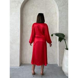 Blusa de Satén con Lazo Delantero para Mujer, Venta al por Mayor - Product Image 4