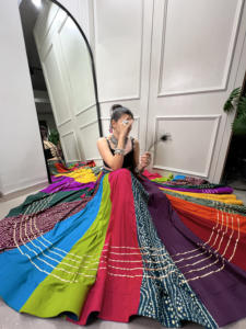 Elégant Pure Rayon Lehenga avec Gota Patti Print 8 Mètres Flair et Paper Mirror Blouse Cowrie Lace Ethnic Wear Wholesale Set - Product Image 3