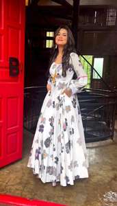 ชุดยูนิฟอร์มงานปาร์ตี้หมั้นงานแต่งงาน,ชุดเดรสปักลายลำดับสำหรับสาวๆผู้ค้าส่งสุราษฎร์ - Product Image 4