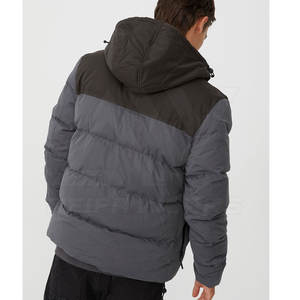 Veste matelassée respirante à col montant et capuche pour homme, de haute qualité, personnalisable, style streetwear, prix raisonnable - Product Image 3