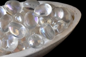 Pierres de quartz arc-en-ciel Aura de qualité supérieure, 1 kg, pierres roulées pour la décoration et la méditation. - Product Image 2