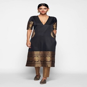 Robe Anarkali Salwar Kameez de créateur, traditionnelle indienne, prête à porter, en soie, pour filles - Product Image 2