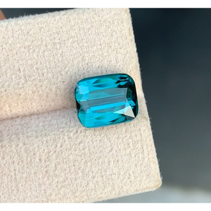 Turmalina Indicolita Azul Natural de Afganistán, Corte Cojín Excelente, 4.35 CT, Claridad Impecable, para Joyería - Product Image 1