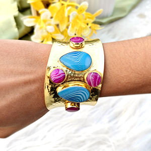 Brazalete Grueso Chapado en Oro Rosa con Ágata Azul de Botswana, Brazalete Ancho con Forma de Lágrima, Joyería con Múltiples Piedras Preciosas - Product Image 3