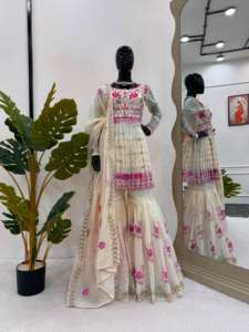 À la recherche de cette même couleur beau costume de créateur sur tissu de coton Chanderi lourd avec intérieur et 9MM Sequnce travail Sharara - Product Image 4