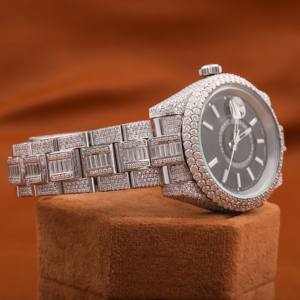 Último diseño Moissanite redondo corte brillante VVS claridad diamante helado hecho a mano personalizar Dial reloj de pulsera para hombres - Product Image 4