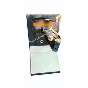 Machine à bobiner le fil synchronisée automatique Maruti Jumbo Cheese Winder MP/JCW 500 avec moteur - Product Image 1