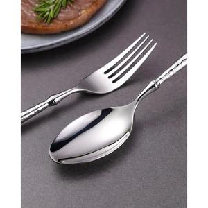 Ensemble de couverts à poignée martelée en argent couverts élégants en acier inoxydable pour salle à manger, cuisine, restaurant de mariage et usage quotidien - Product Image 3