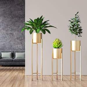 กระถางต้นไม้โลหะขัดเงาที่มีความต้องการสูงสำหรับตกแต่งบ้านในสวนส่งตรงมาจากอินเดียโดยงานฝีมือจาก HF - Product Image 4