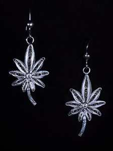 Pendientes de Plata de Ley de Alta Calidad, Diseño Moderno con Filigrana, Brillantes, Proveedor Directo de la India - Product Image 3