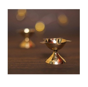 โคมไฟทองเหลืองน้ำมันสีทอง Diya สำหรับพิธีทางศาสนาวัด Aarti บ้านบูชาบูชาและไฟเทศกาล - Product Image 4