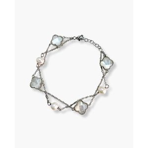 สร้อยข้อมือดีไซน์สวยหรู รูปทรงใบโคลเวอร์ ตัดเหลี่ยม ประดับด้วยโซ่คู่ - Product Image 2
