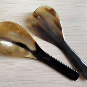 ช้อนเขาควายธรรมชาติ ทำด้วยมือและขัดเงา เหมาะสำหรับเสิร์ฟเครื่องเทศ น้ำจิ้ม หรือใช้ตกแต่งโต๊ะอาหาร คุณภาพสูง - Product Image 1
