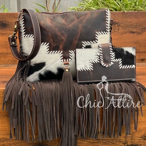 2025 nouvelle mode point à la main en cuir de vachette frange sacs à bandoulière et véritable cuir de vachette portefeuille à deux volets ensemble 2 pièces pour femmes - Product Image 1