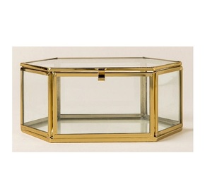 Boîte à bagues en or vintage en métal et verre de haute qualité pour les mariages fabriqués en Inde par des exportateurs à des prix raisonnables - Product Image 1