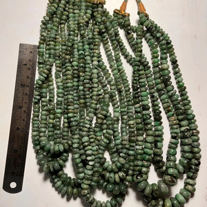 Perles de pierres précieuses rectangulaires en béryl vert émeraude 2mm pour la fabrication de bijoux - Product Image 1