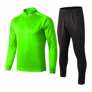 Traje de entrenamiento de fútbol para hombre más vendido Logotipo personalizado Diseño de invierno único Ropa de calle con excelente precio - Product Image 5