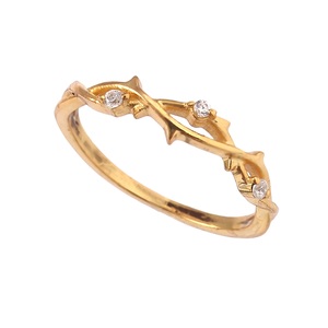 Anillo de banda fina CZ blanca de Plata de Ley 925 chapado en oro - Product Image 1