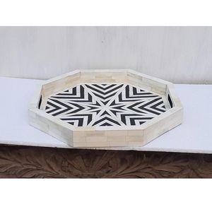 Bandeja decorativa para servir con incrustaciones de hueso con reflejos de ágata - Product Image 1