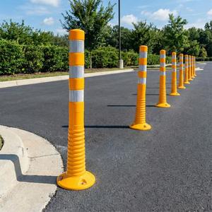 Delimitador de Bollard Flexible de 75 x 8 cm, Amarillo, Juego de 5 Piezas para Guía de Estacionamiento - Product Image 1