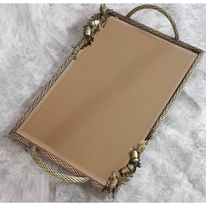 Elegante bandeja decorativa para servir alimentos, platos para galletas, bandeja de acero inoxidable de calidad superior con mango dorado, suministros para el hogar y el Hotel - Product Image 4