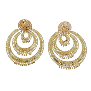 Fournisseurs de gros Boucles d'oreilles serties de boucles d'oreilles Jhumka plaquées or 22CT au design traditionnel Bijoux pour femmes par les exportateurs - Product Image 1