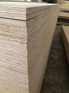 Contreplaqué de bouleau de haute qualité Fomex, design moderne de première classe, âme en eucalyptus du Vietnam, norme E0 de formaldéhyde, utilisation intérieure - Product Image 2