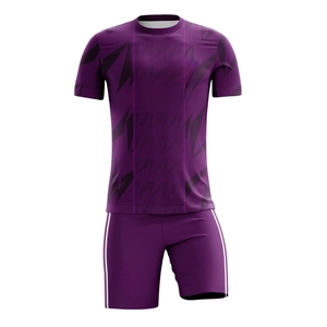 Tenues de football unisexes pour adultes respirantes et à séchage rapide, sublimation personnalisée, écologiques, 100% polyester - Product Image 2
