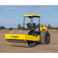 Compacteur à tambour unique BOMAG BW226D5CL puissant pour travaux de terrassement et de construction, 154 kW, double entraînement hydraulique, largeur de travail 2130 mm